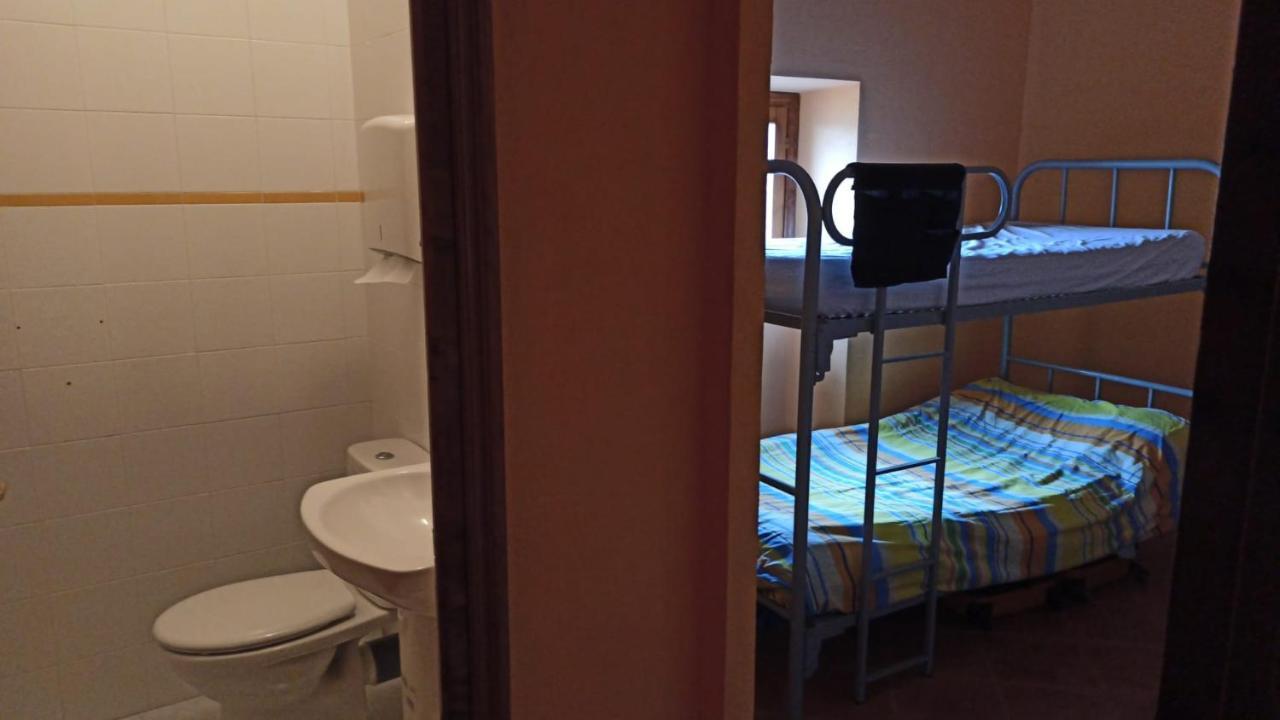Albergue De 소스델레이카토리코 외부 사진