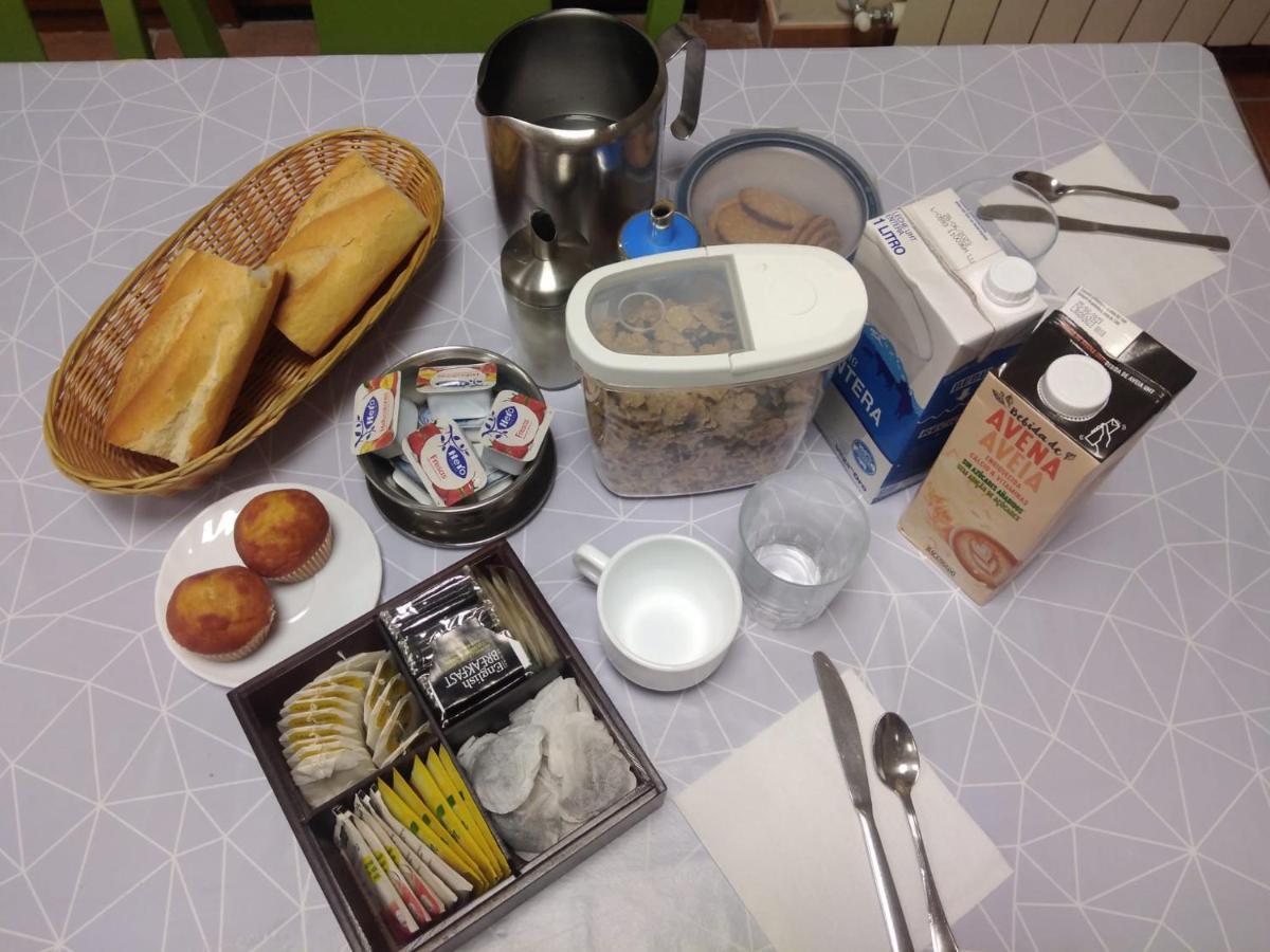 Albergue De 소스델레이카토리코 외부 사진